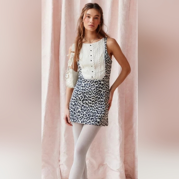Kimchi Blue June Boatneck Bib-Collar Mini Dress Cheetah Leaopard Print - Picture 1 of 4